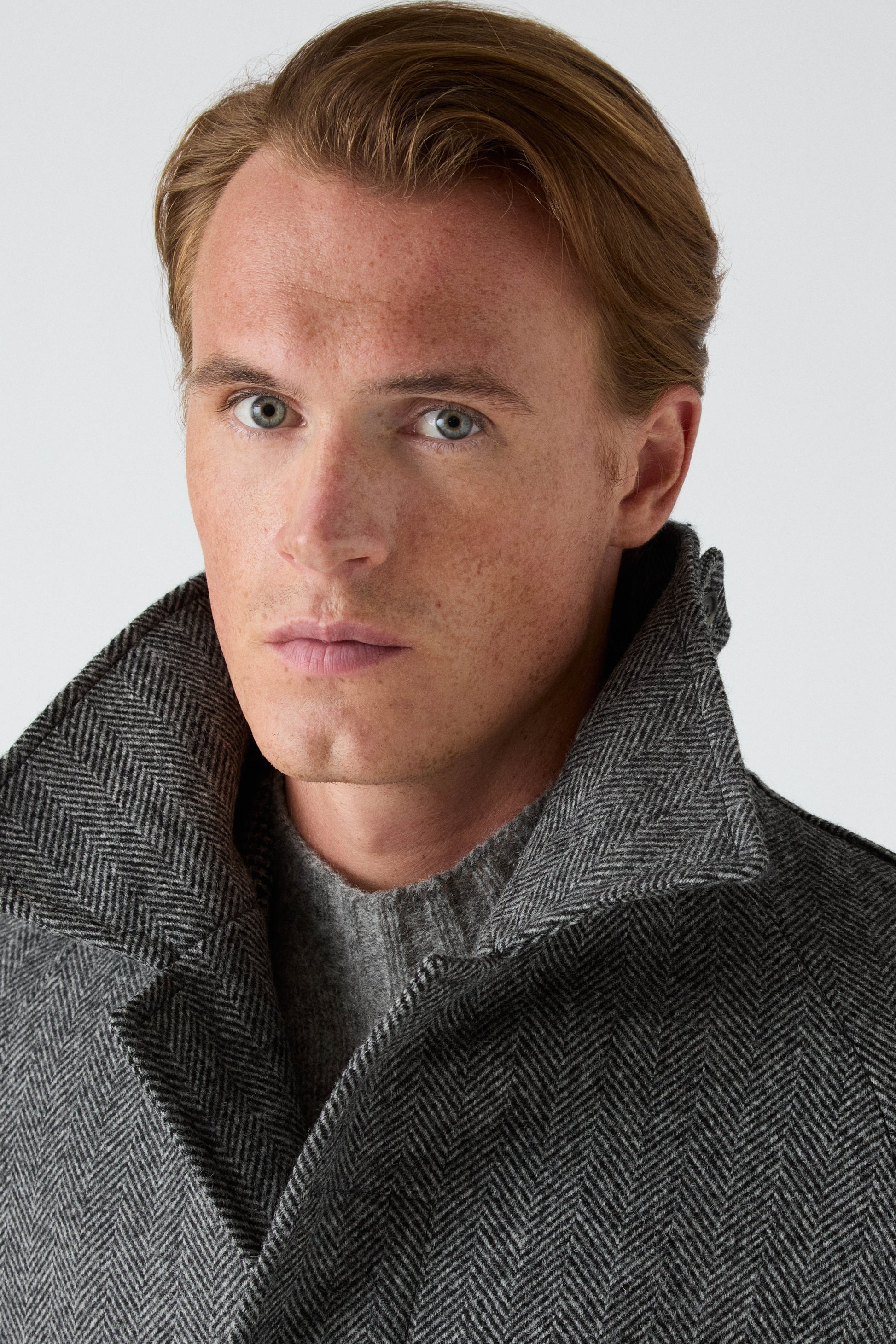 Nelson Tweed Raglan Coat - Grey | Berg & Berg