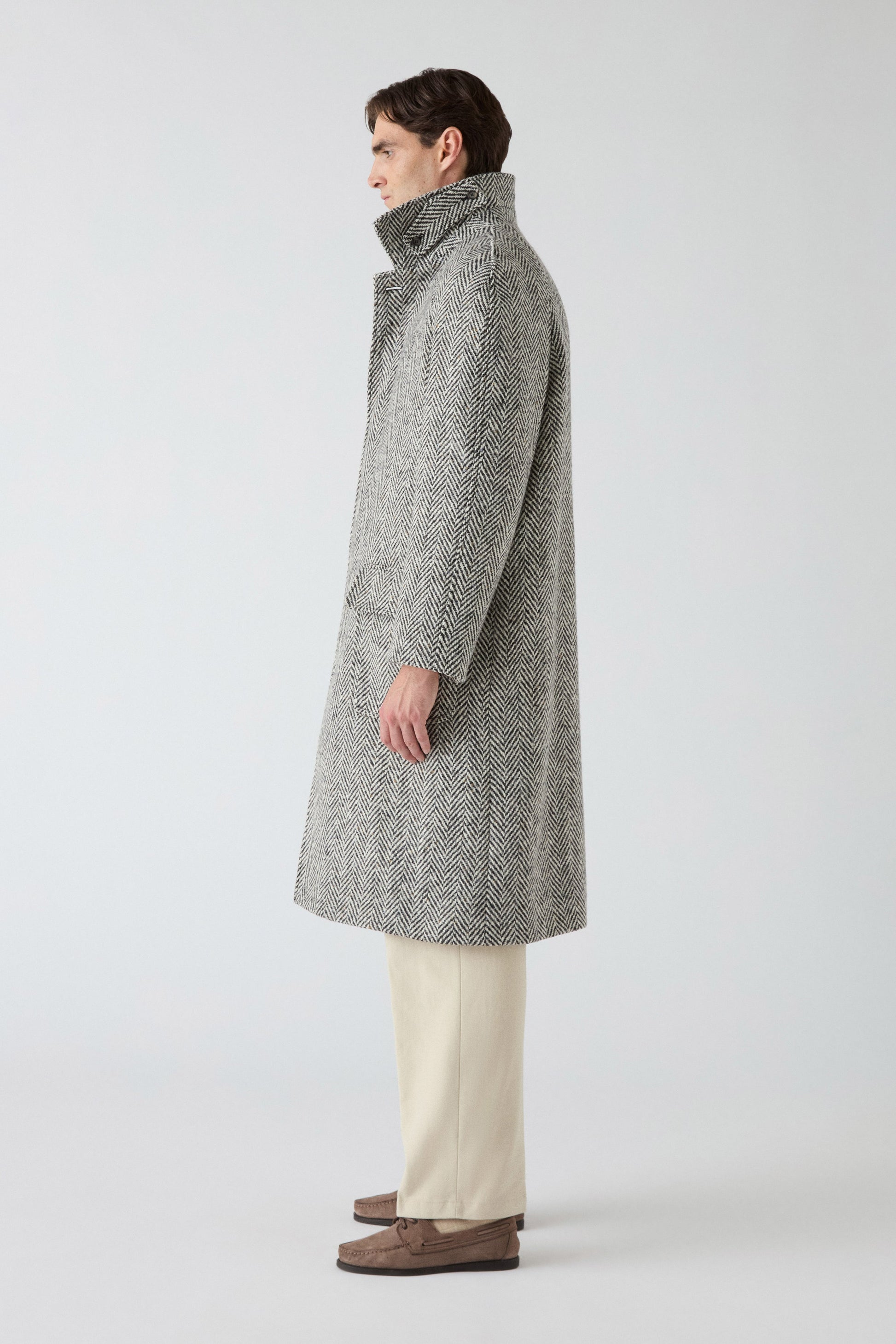 Nelson Tweed Raglan Coat - Charcoal/Cream Berg & Berg