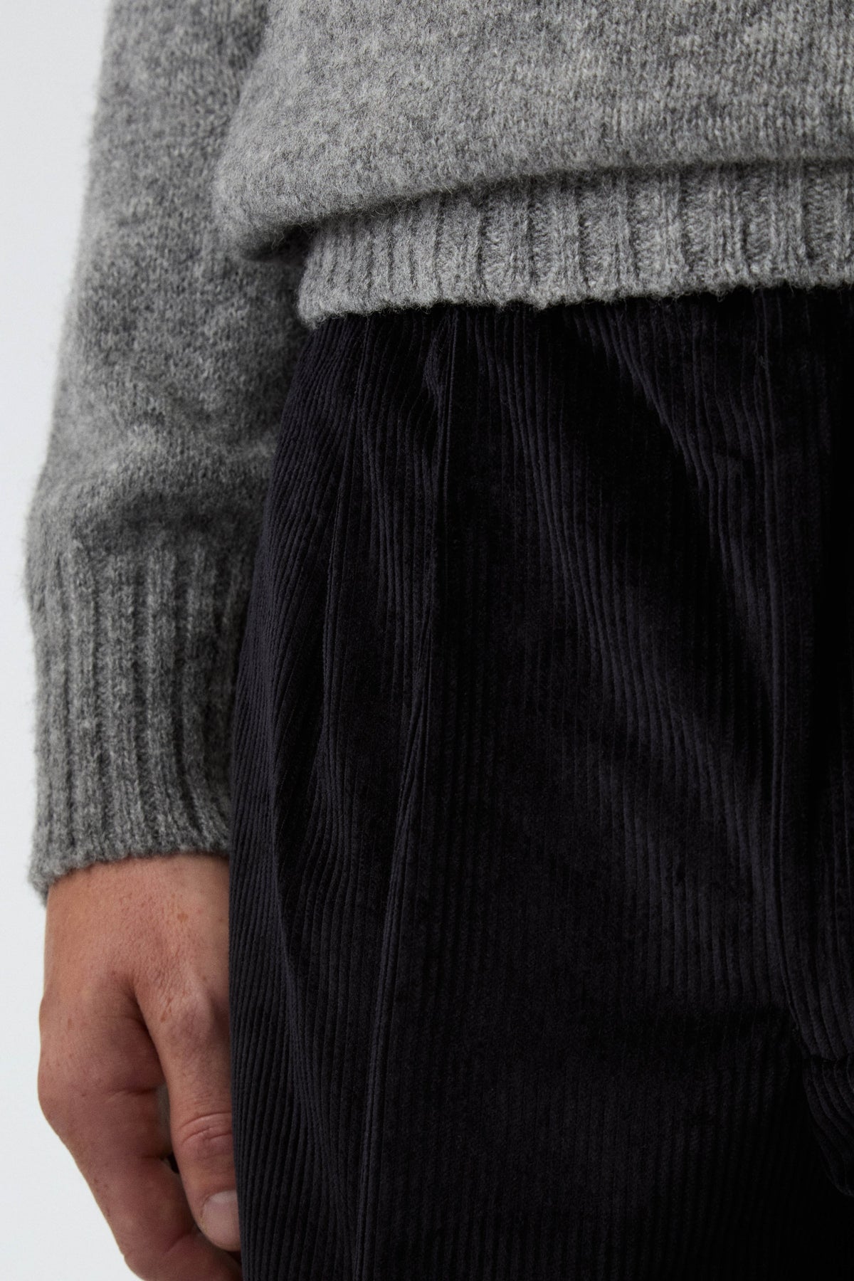 Antonello Corduroy Trousers - Black | Berg & Berg