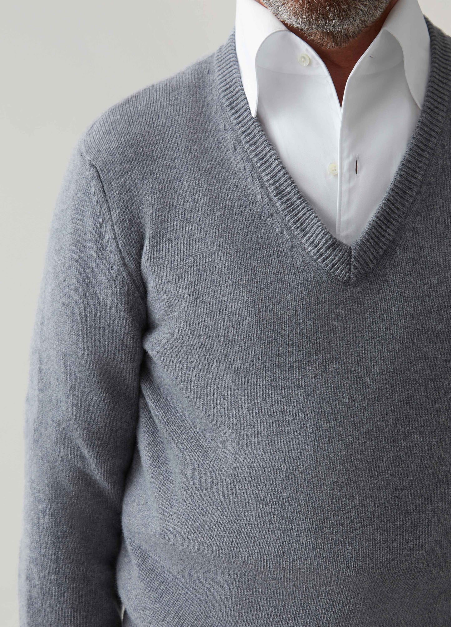 Björn V-Neck Sweater - Mid Grey Berg & Berg