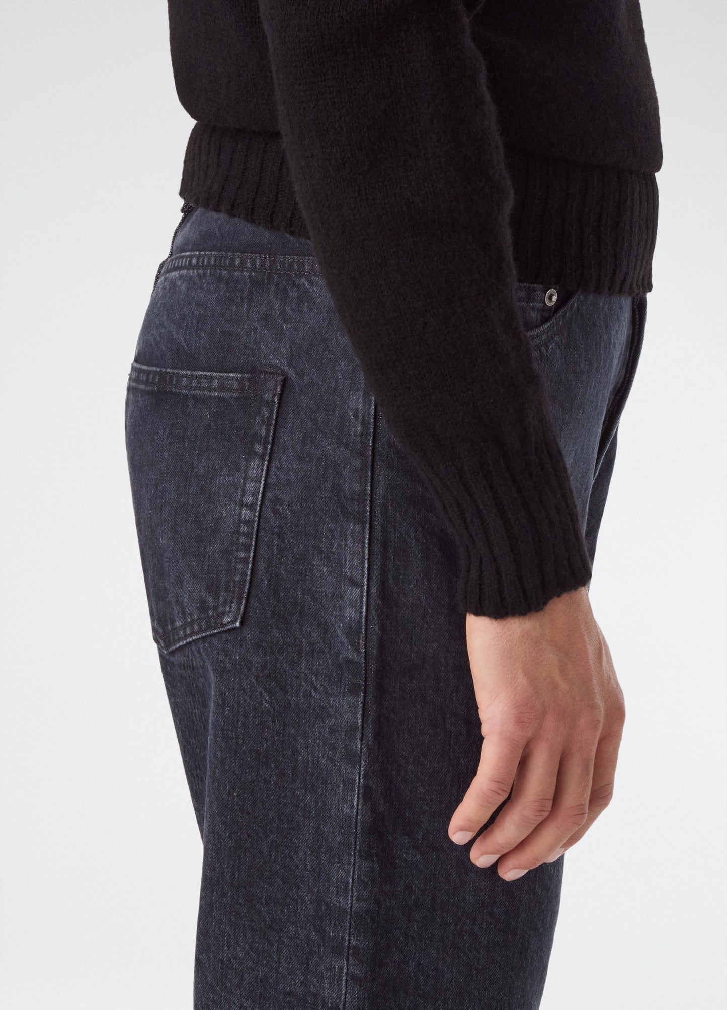 Birger Shaggy Crew Neck - Black bergbergstore