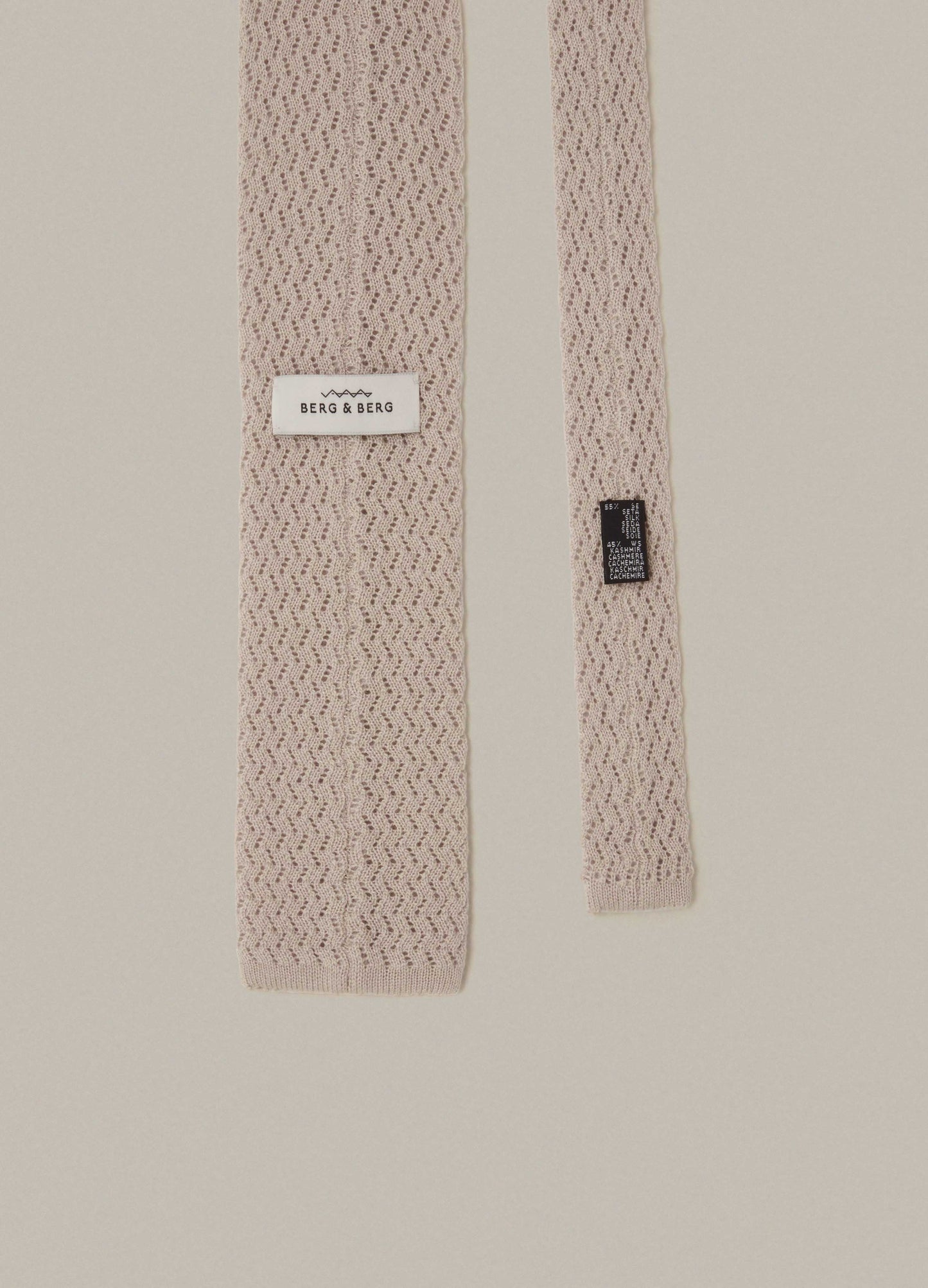 Knitted Zigzag Tie - Cream | Berg & Berg
