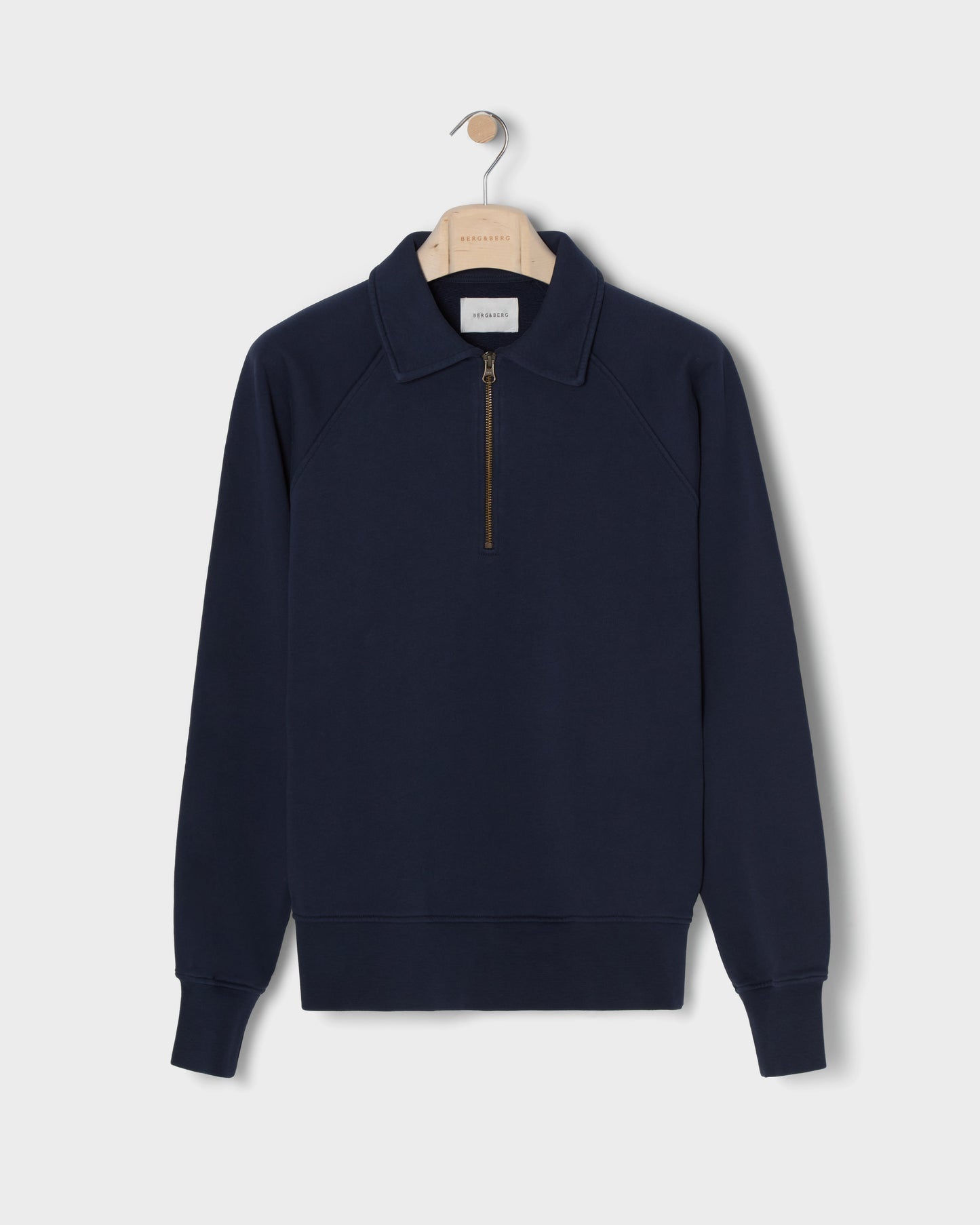 Truls Quarter Zip Raglan Sweatshirt - Navy Berg & Berg