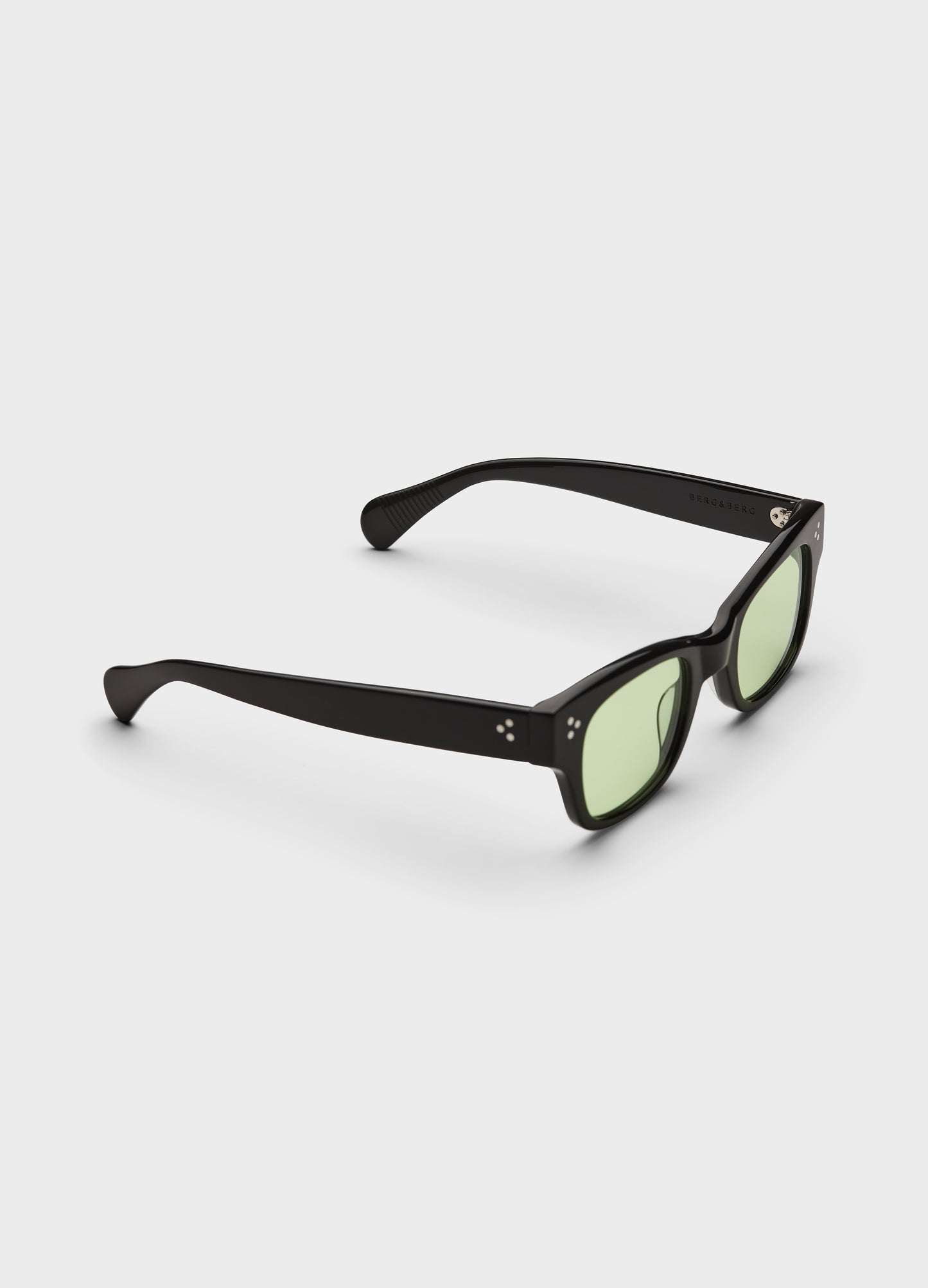 Gustav Sunglasses - Black/Green Lenses