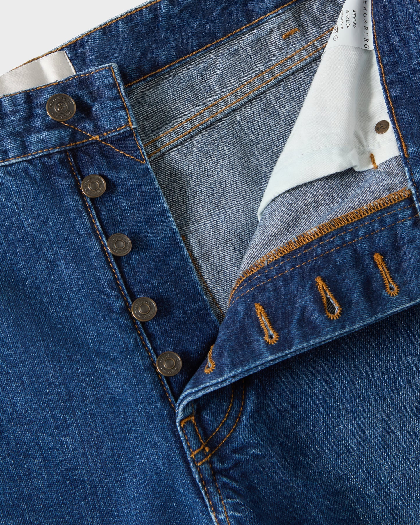 Arthuro Jeans - Washed Light Blue Berg & Berg