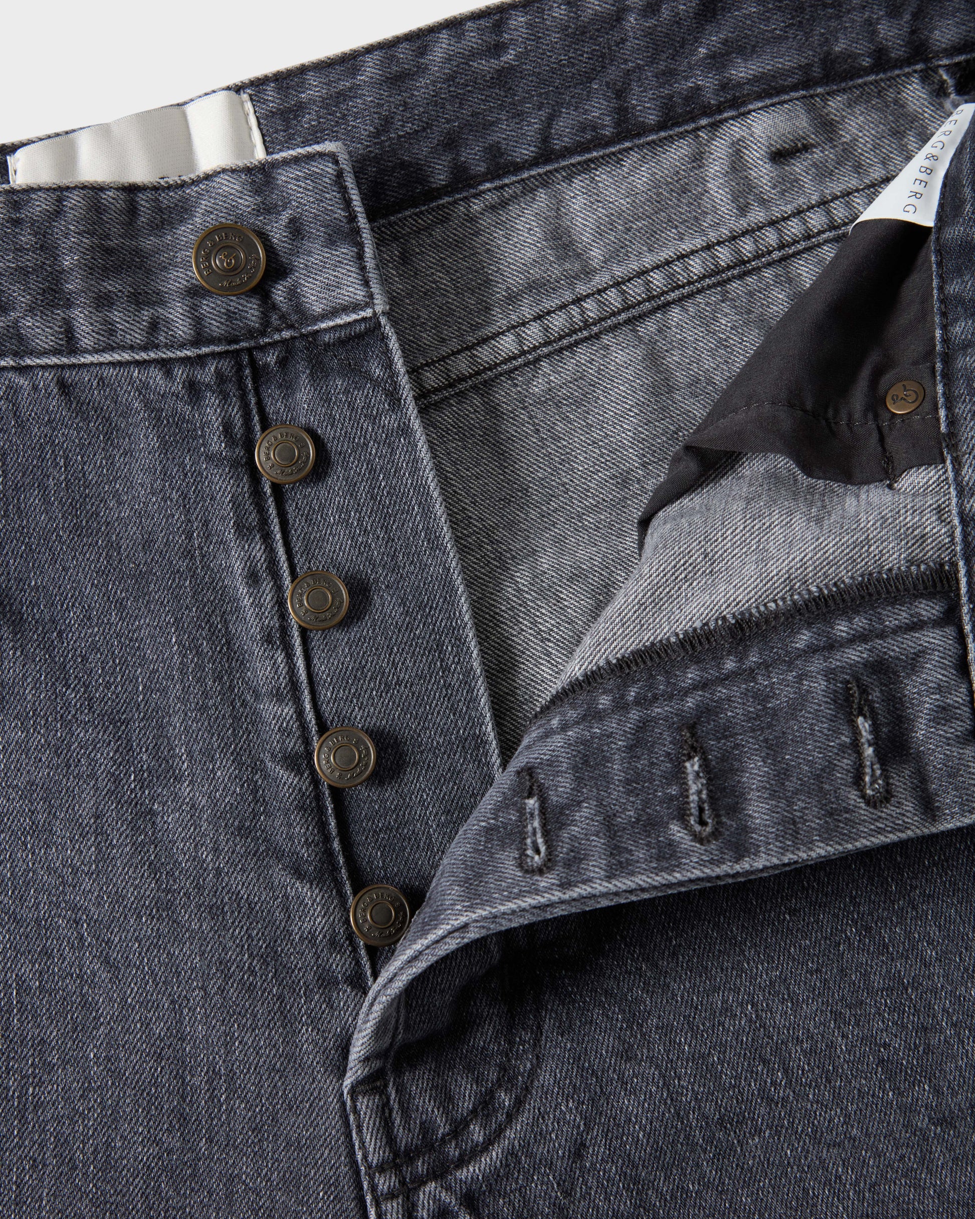 Arthuro Jeans - Washed Black Berg & Berg