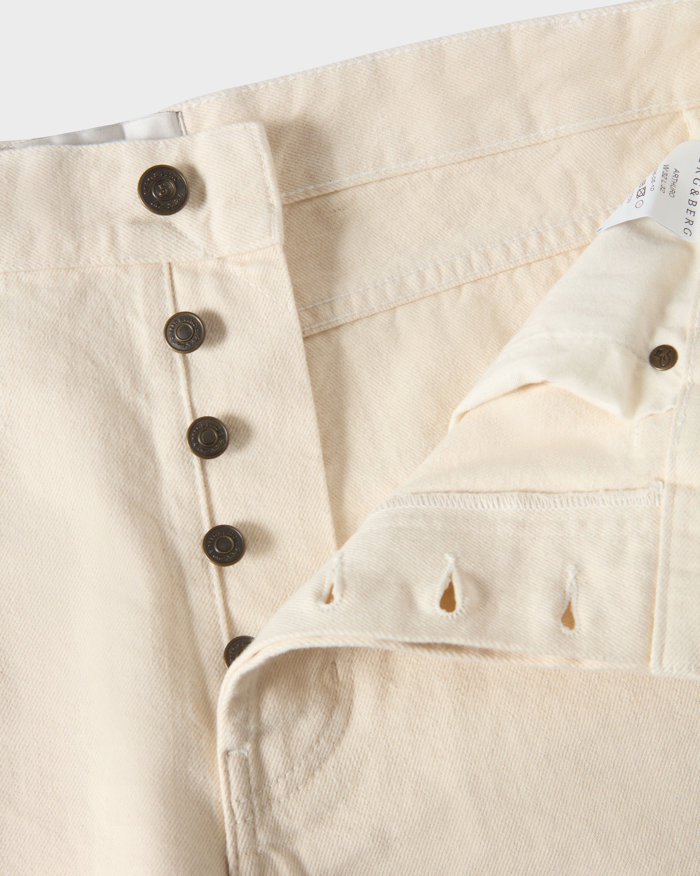 Arthuro Jeans - Rinsed Ecru Berg & Berg
