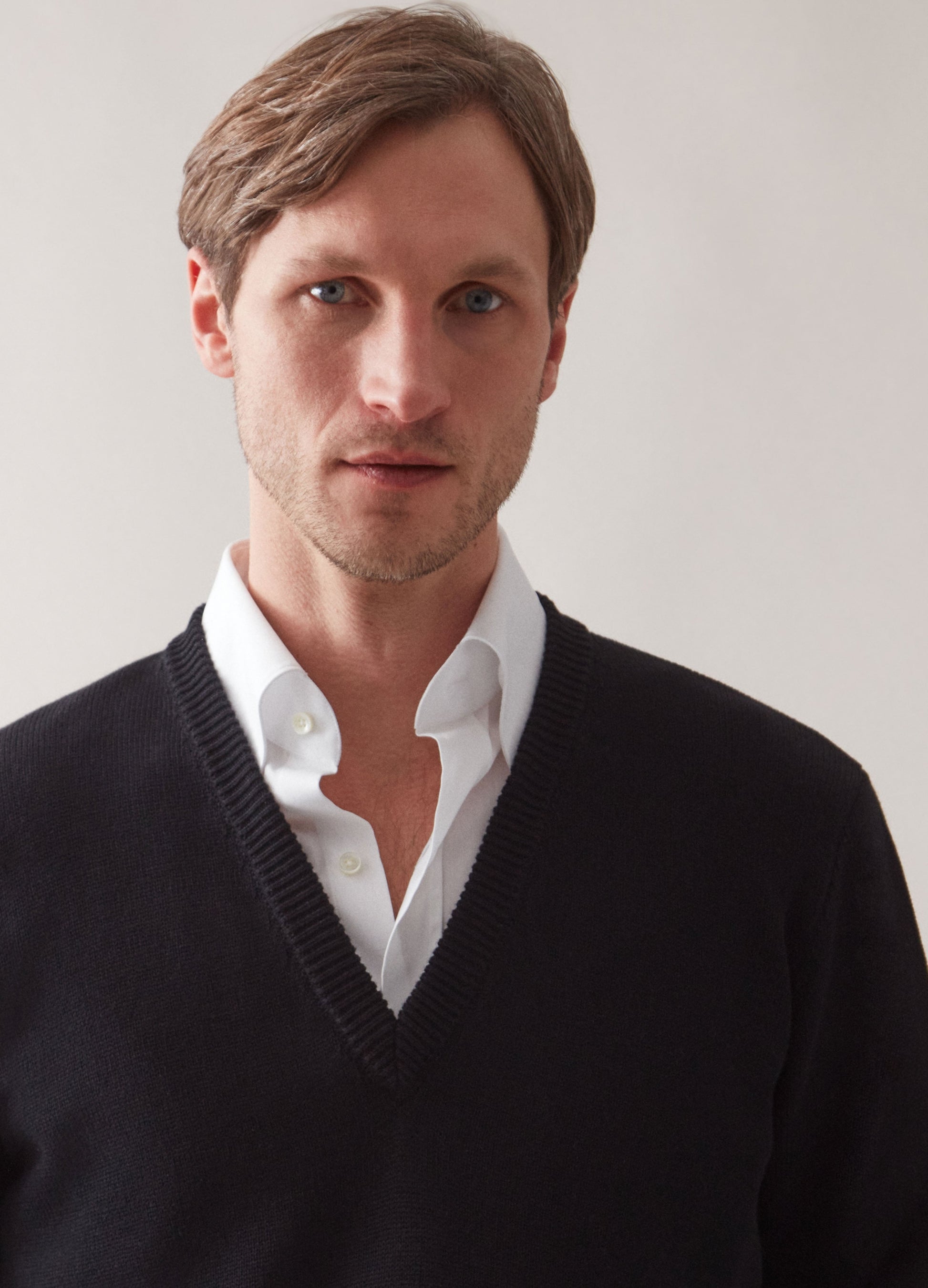 Björn V-Neck Sweater - Black Berg & Berg