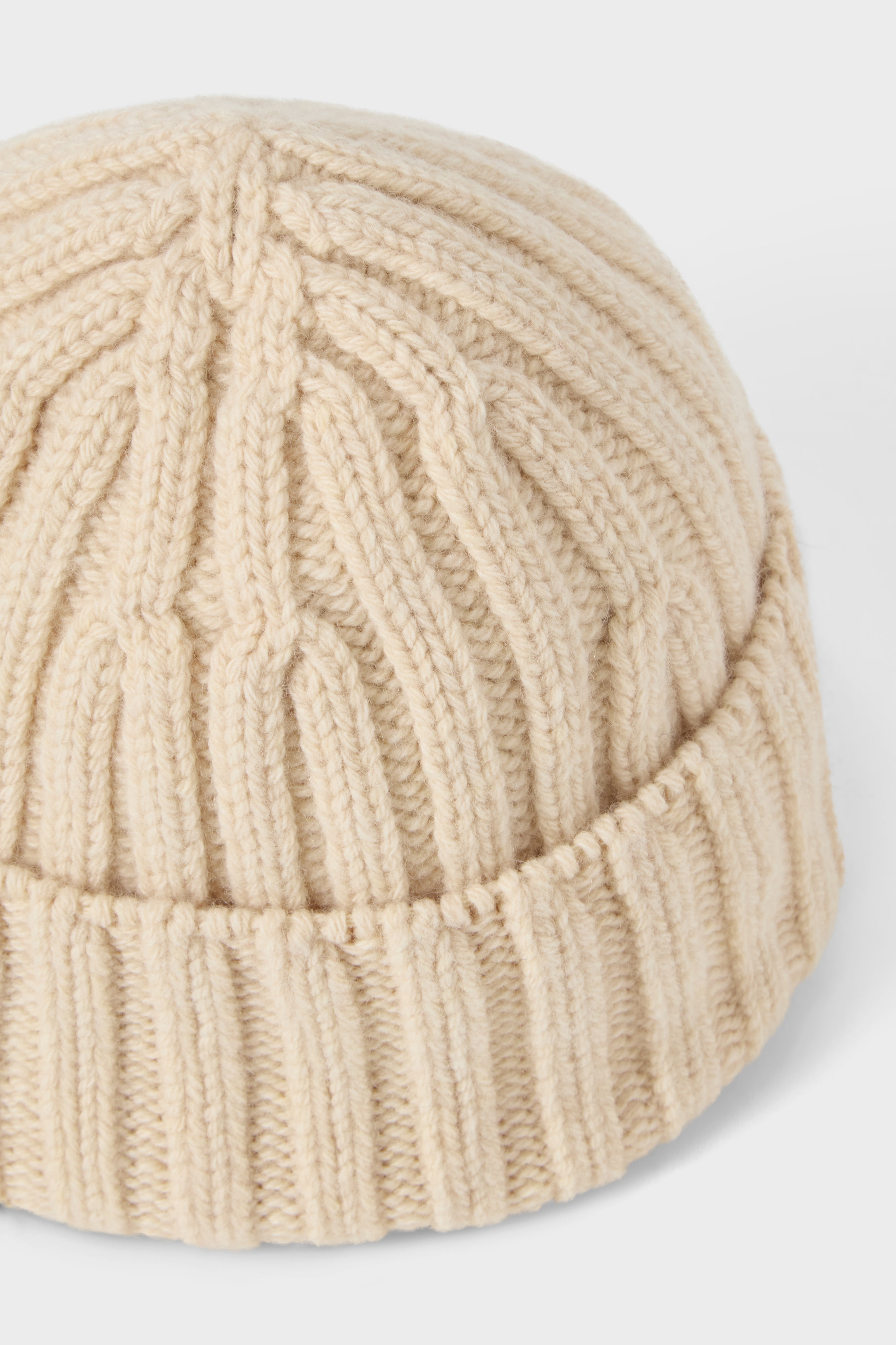 Åke Merino/Cashmere Knit Hat - Natural – Berg & Berg