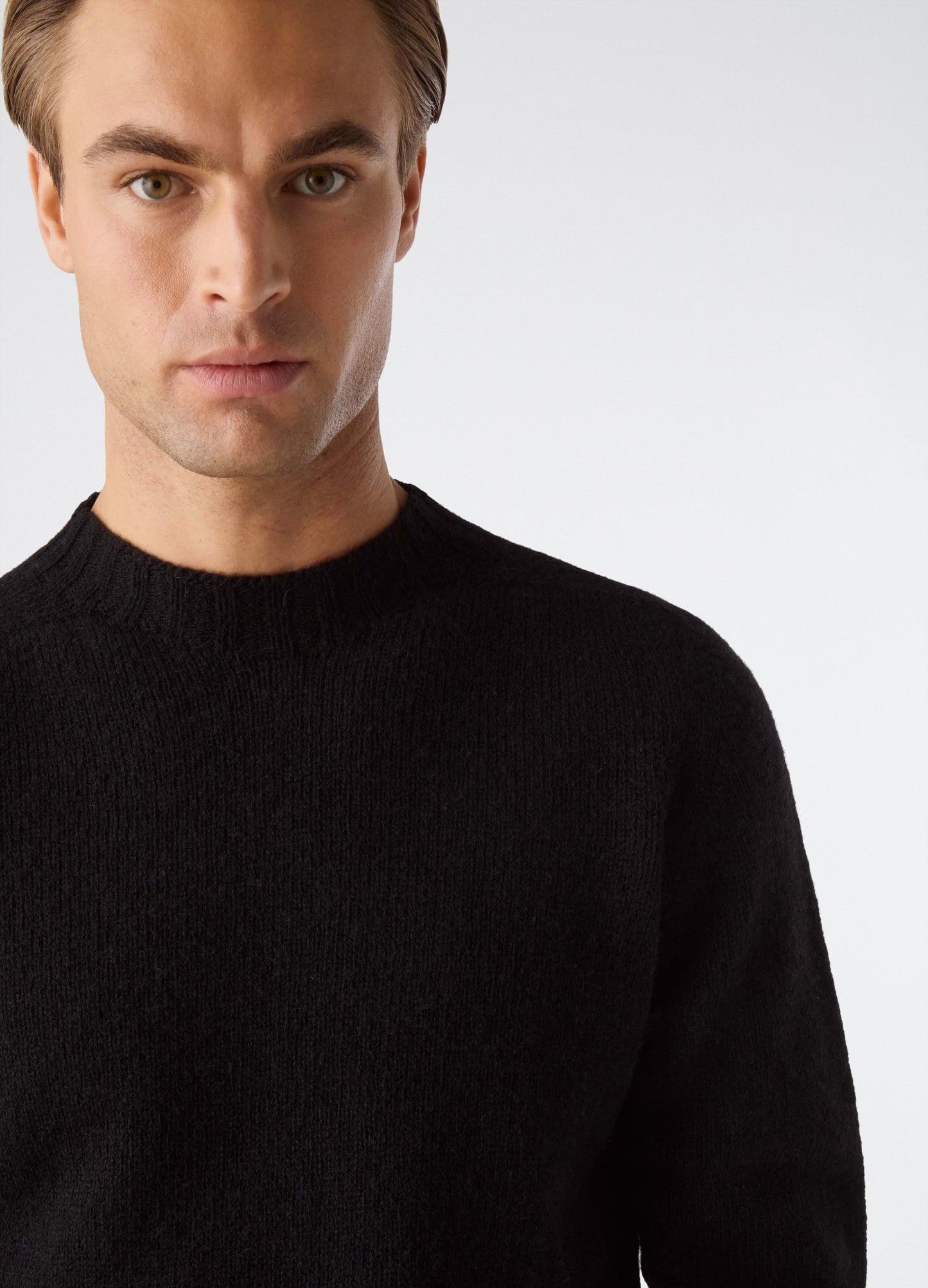Birger Shaggy Crew Neck - Black bergbergstore