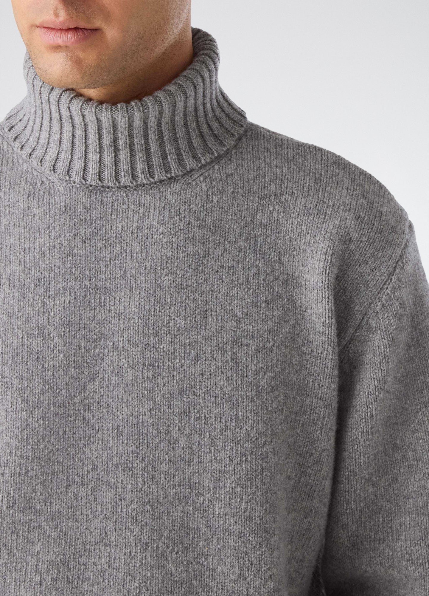 Börje Wool/Cashmere Roll Neck - Mid Grey