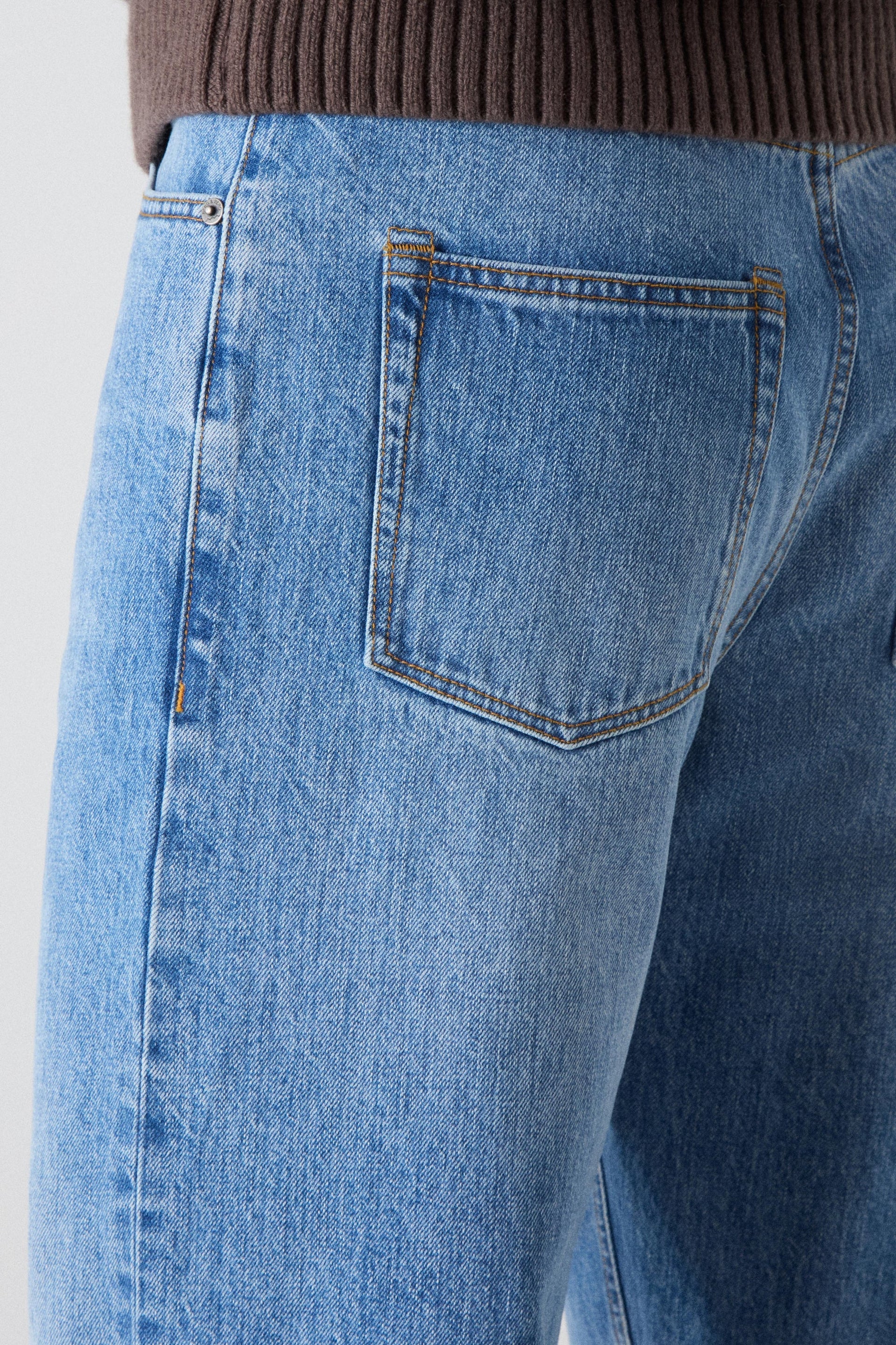 Arthuro Jeans - Washed Light Blue Berg & Berg