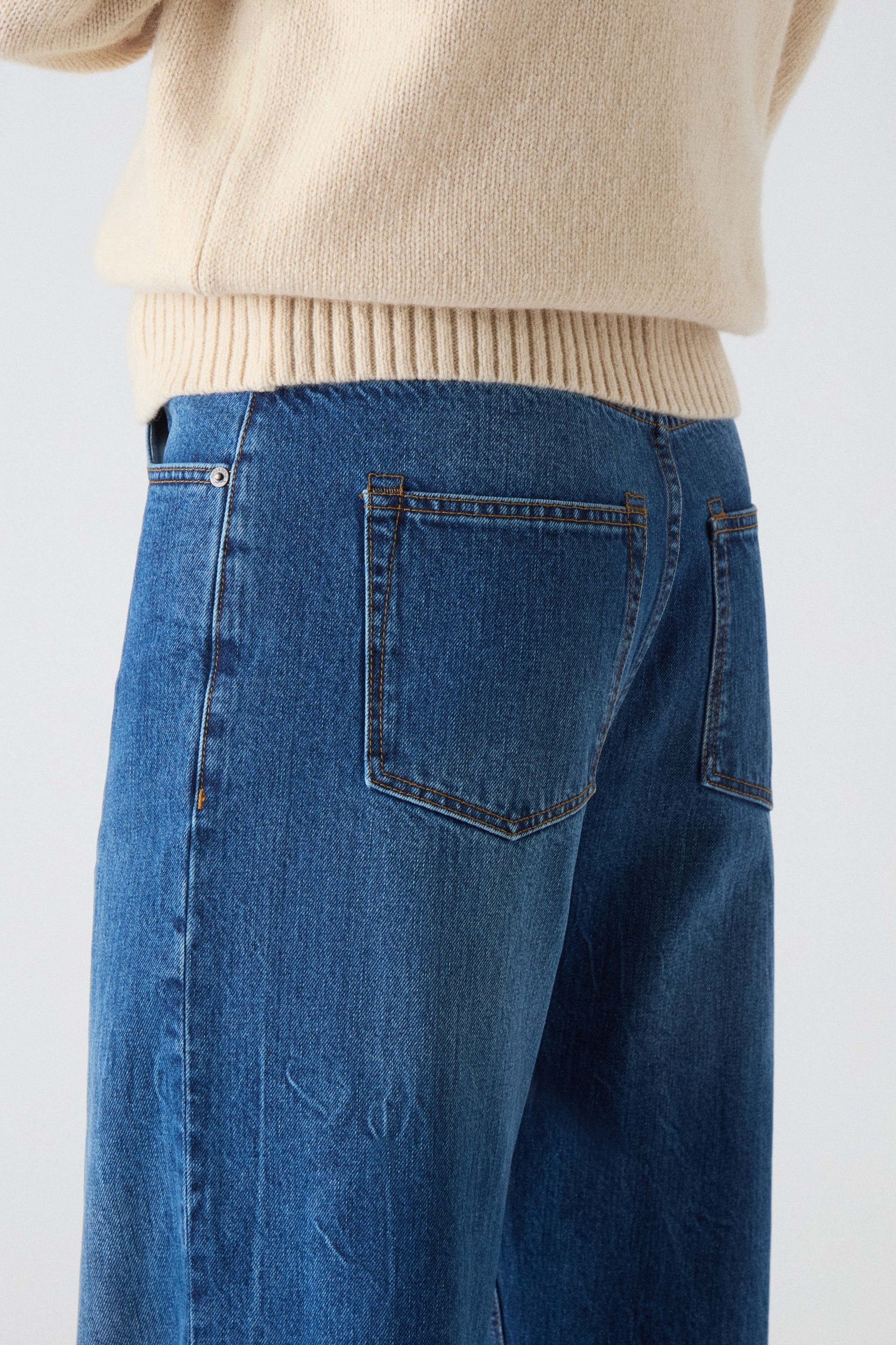 Arthuro Jeans - Washed Blue Berg & Berg