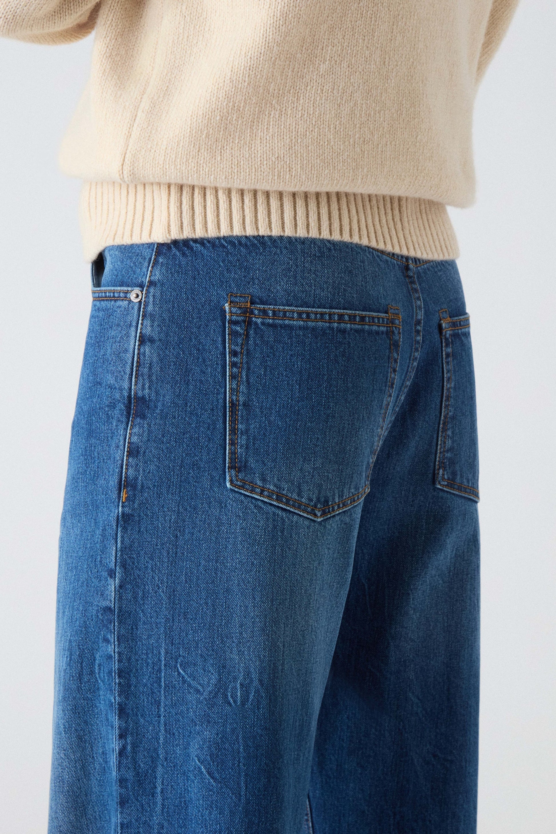 Arthuro Jeans - Washed Blue Berg & Berg