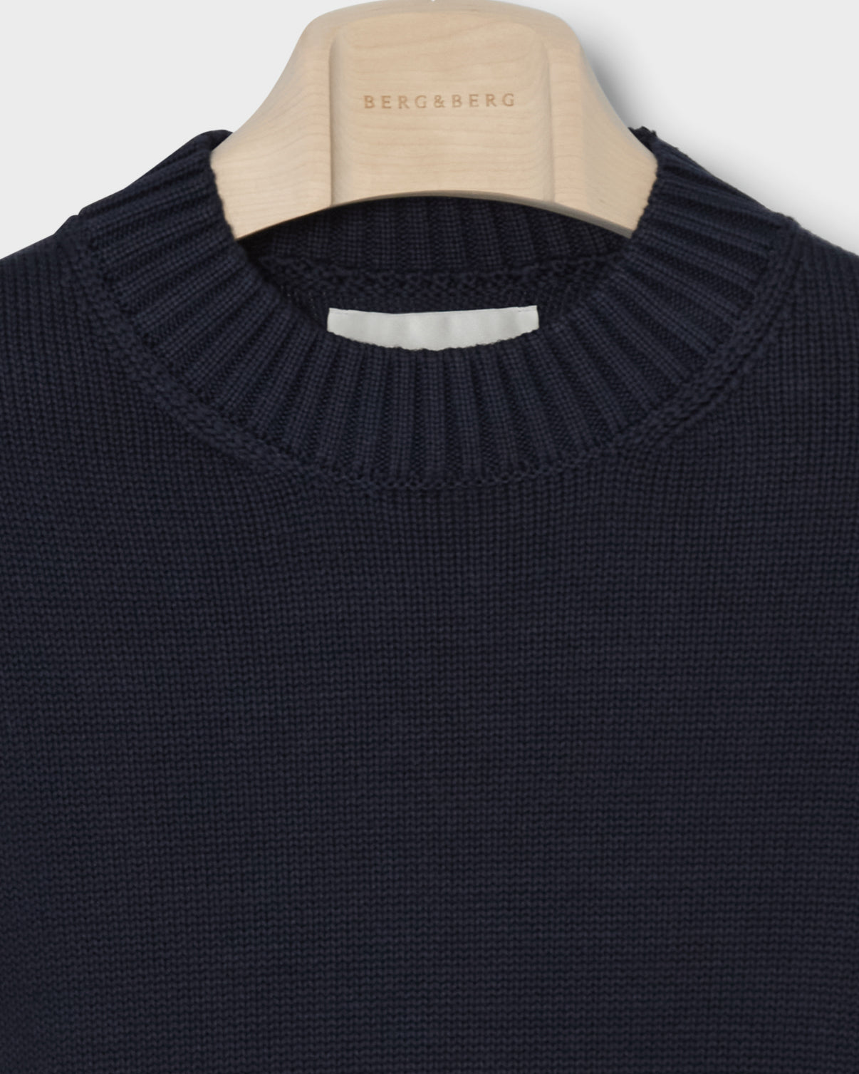 Ben Cotton Crew Neck - Navy bergbergstore