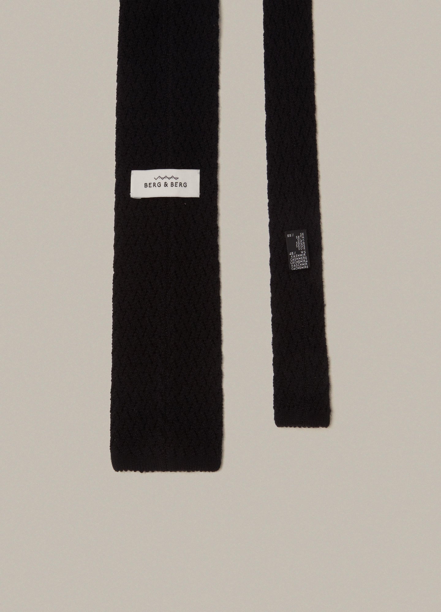 Knitted Zigzag Tie - Black | Berg & Berg