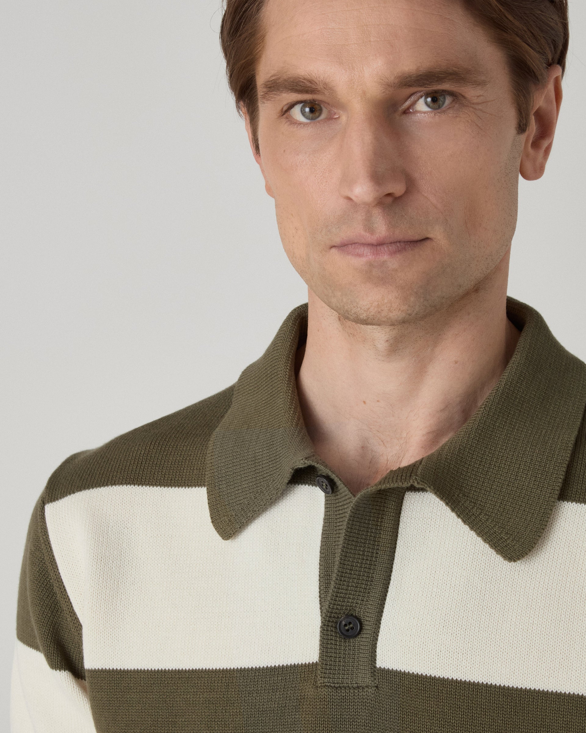 Bror Knitted Polo - Ivory/Olive | Berg & Berg
