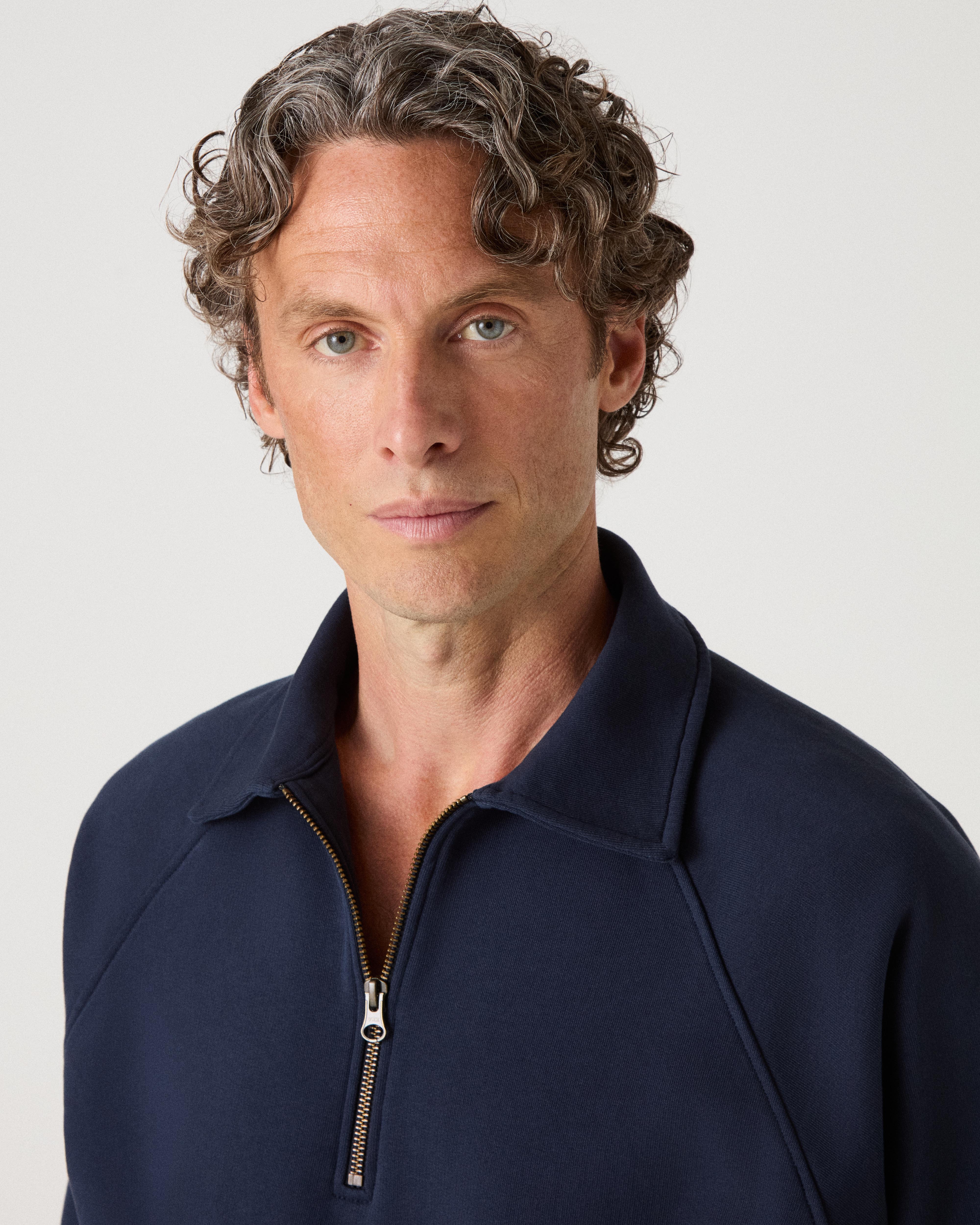 Truls Quarter Zip Raglan Sweatshirt - Navy – Berg & Berg