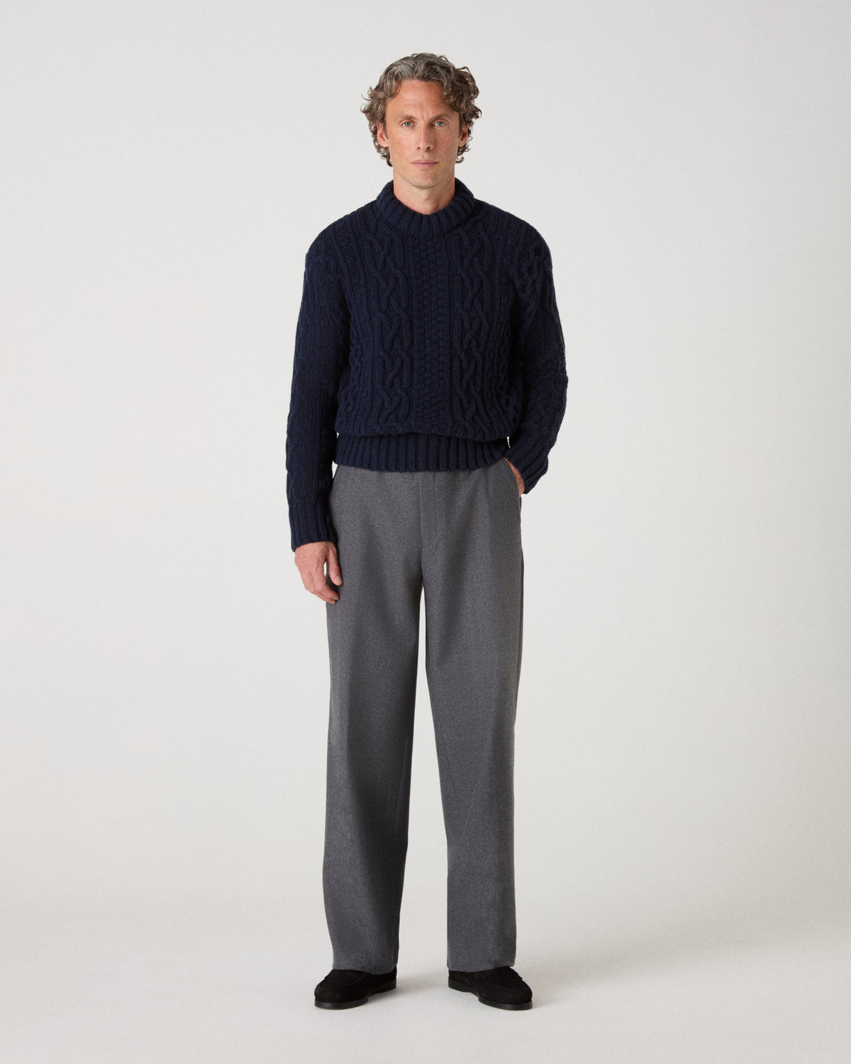 Brian Aran Sweater - Dark Blue bergbergstore