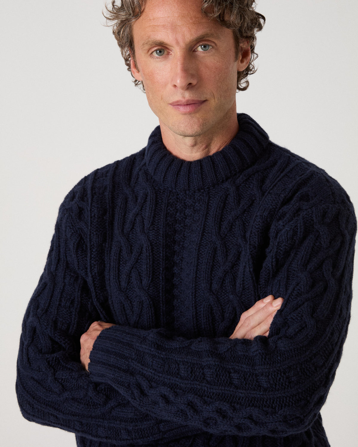 Brian Aran Sweater - Dark Blue bergbergstore