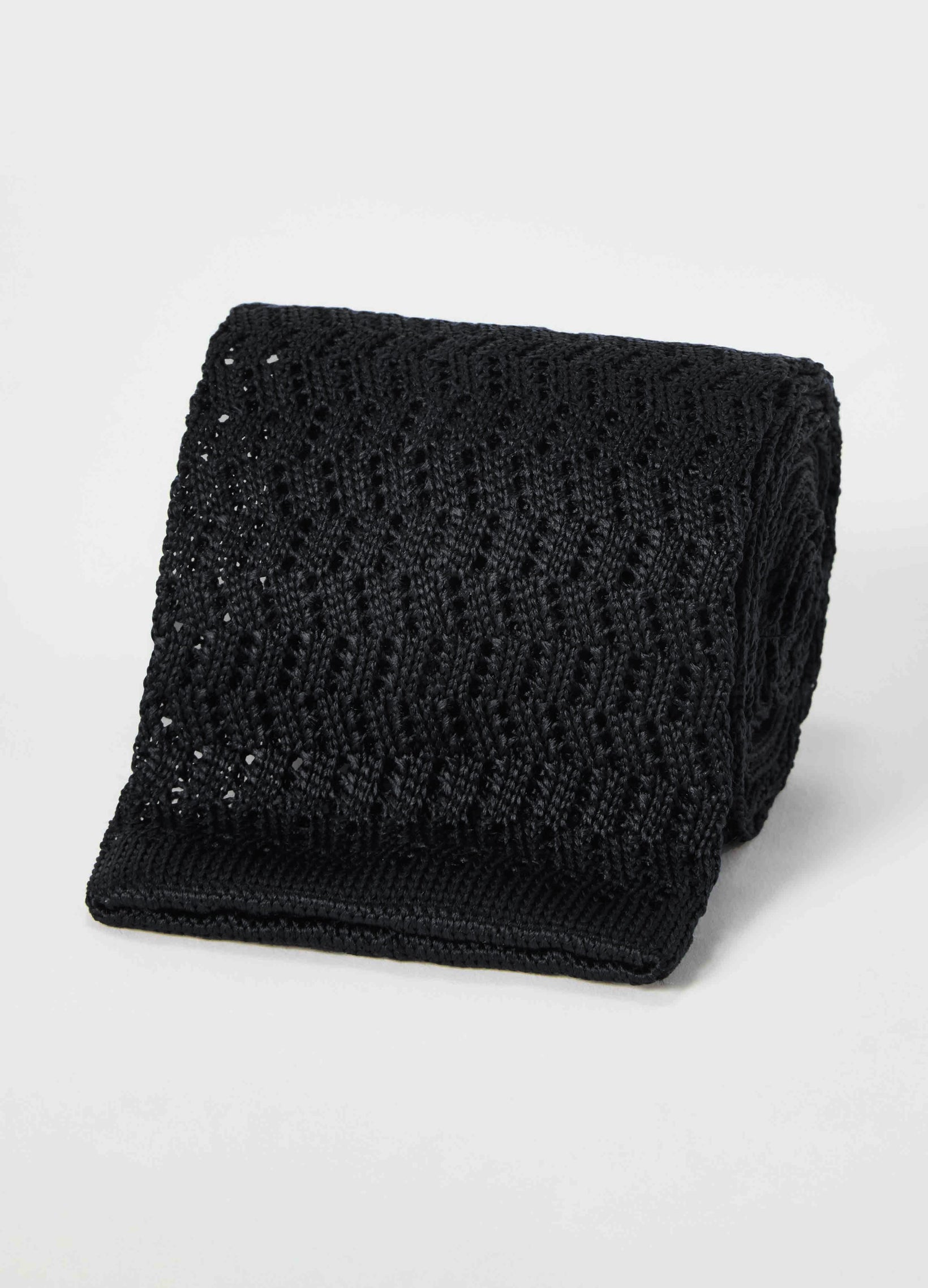 Knitted Zig Zag Tie - Black | Berg & Berg