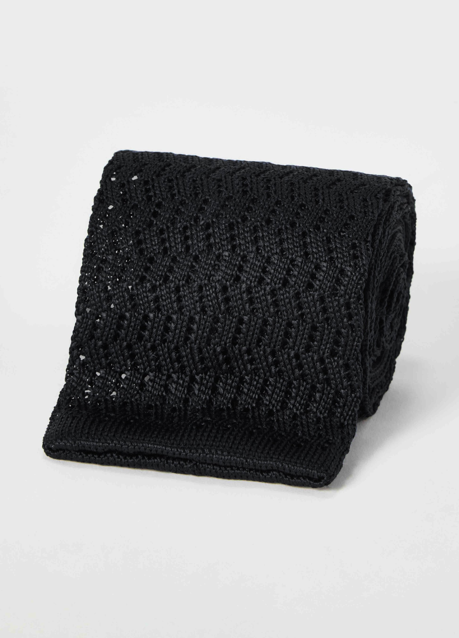 Knitted Zig Zag Tie - Black | Berg & Berg