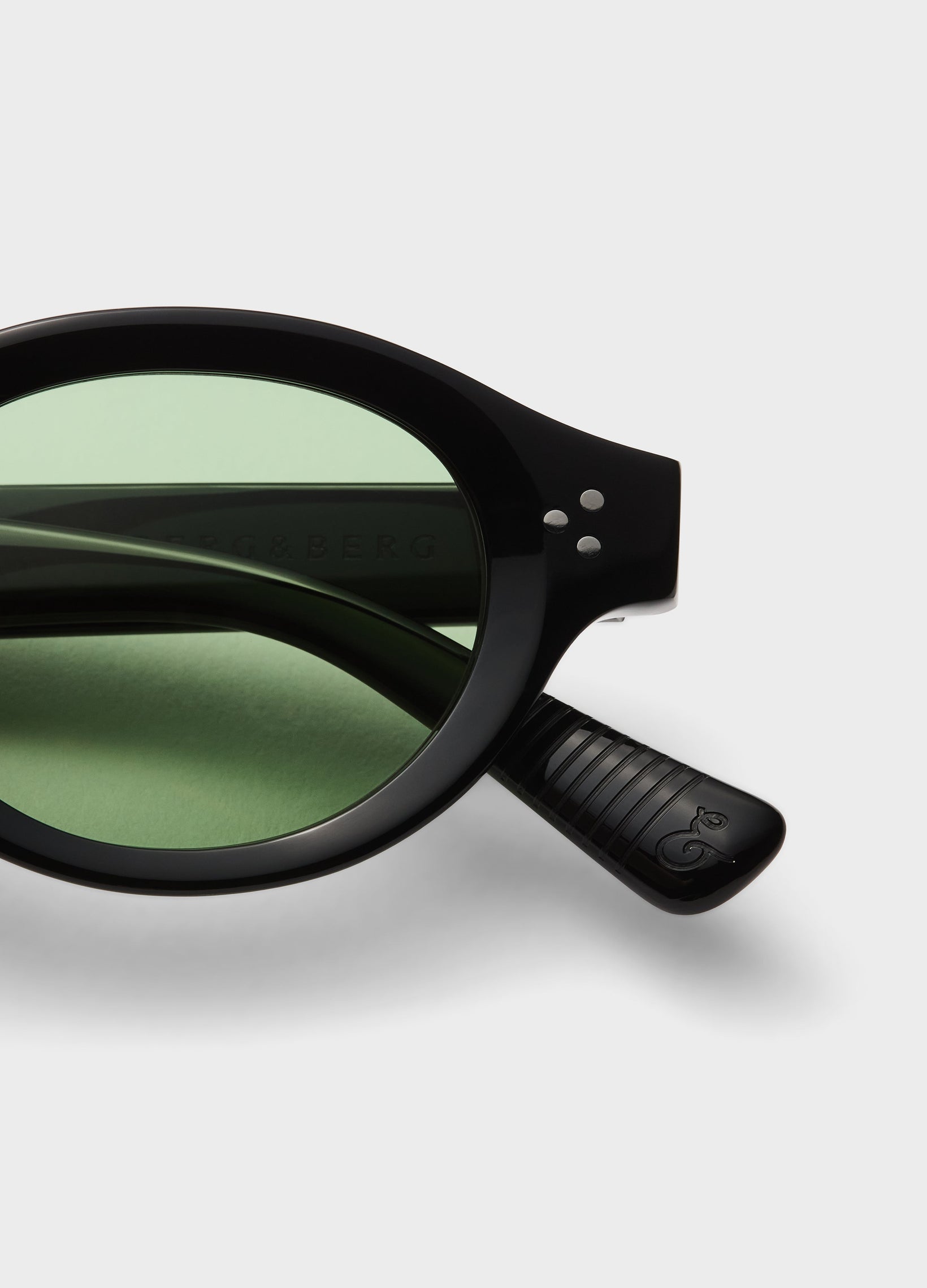 George Sunglasses - Black/Green Lenses bergbergstore