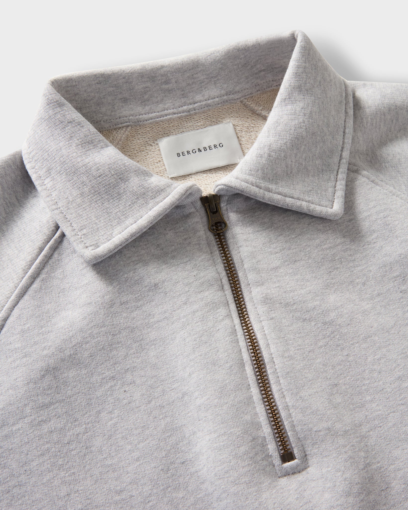 Truls Quarter Zip Raglan Sweatshirt - Grey Melange Berg & Berg